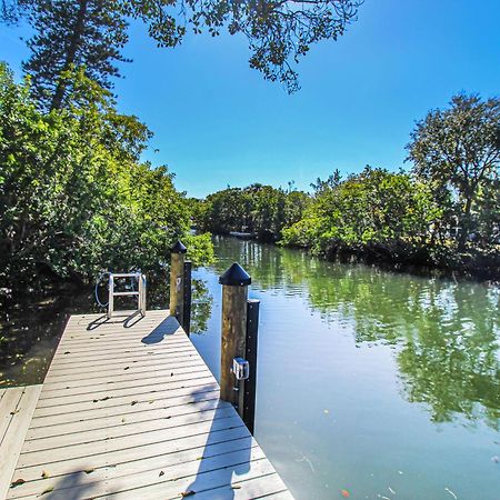 Dockside Paradise Villa Anna Maria Bagian luar foto